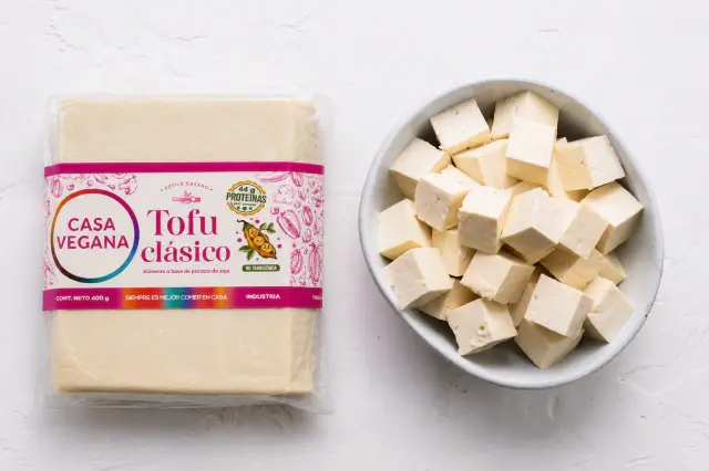 tofu-cv-3a1d53ee44c18289c417835289133033-640-0.webp