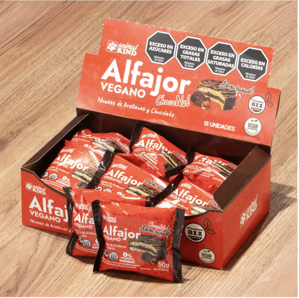 Animal Kind - Alfajor vegano mousse de avellana bañado en chocolate (display 18 unidades de 50 gr)