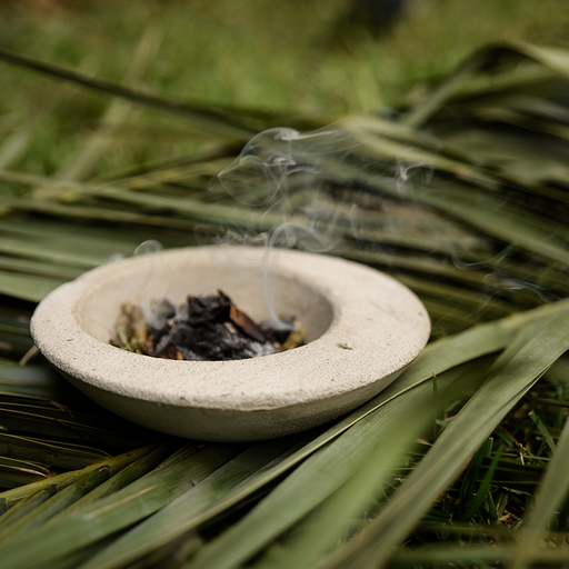 [SAGRA052] Sagrada Madre - Sahumador cemento cuenco mediano